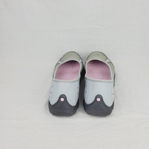 FIRM PRICE🔥Crocs grey shoes Size 9W - Picture 5 of 8